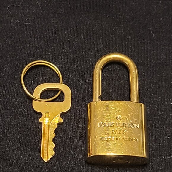 LV Lock & Key Set, #338 - Picture 3 of 10